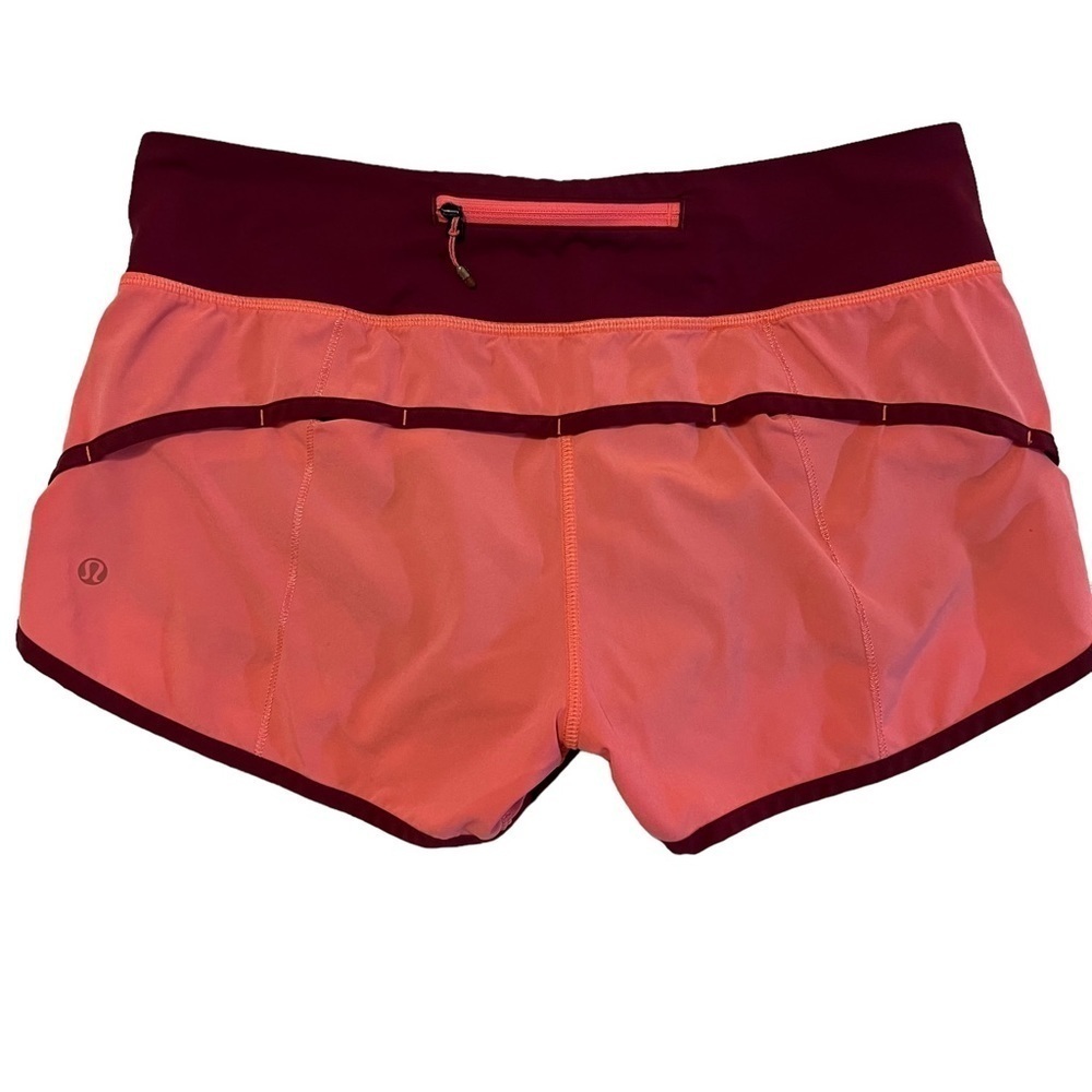 Lululemon Athletic Running Shorts 2.5 Size 6 - Picture 5 of 10